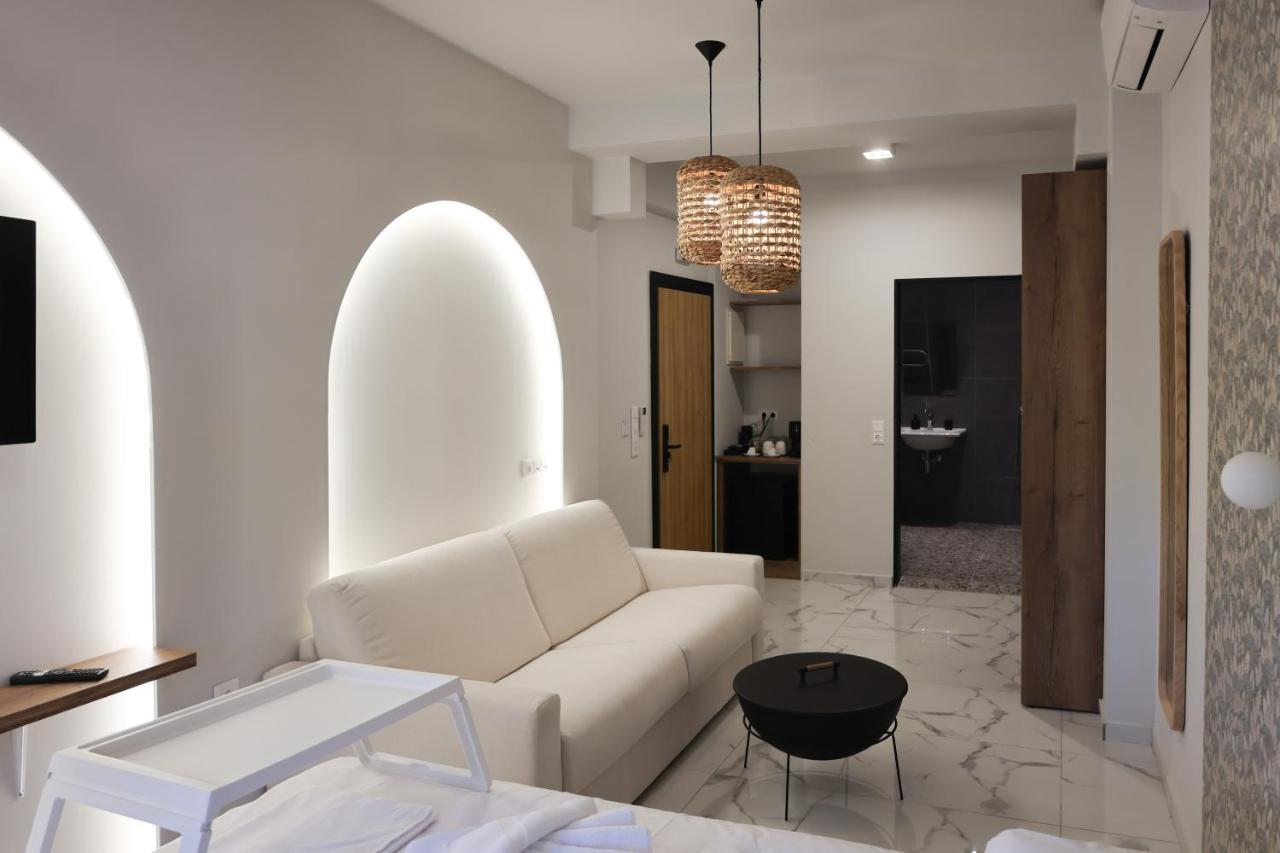 Uphill Unique Boutique Suites Скіатос Екстер'єр фото