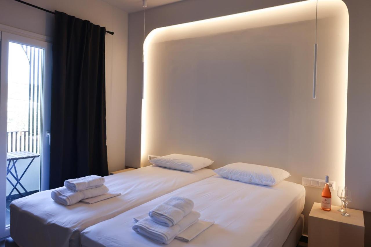Uphill Unique Boutique Suites Скіатос Екстер'єр фото