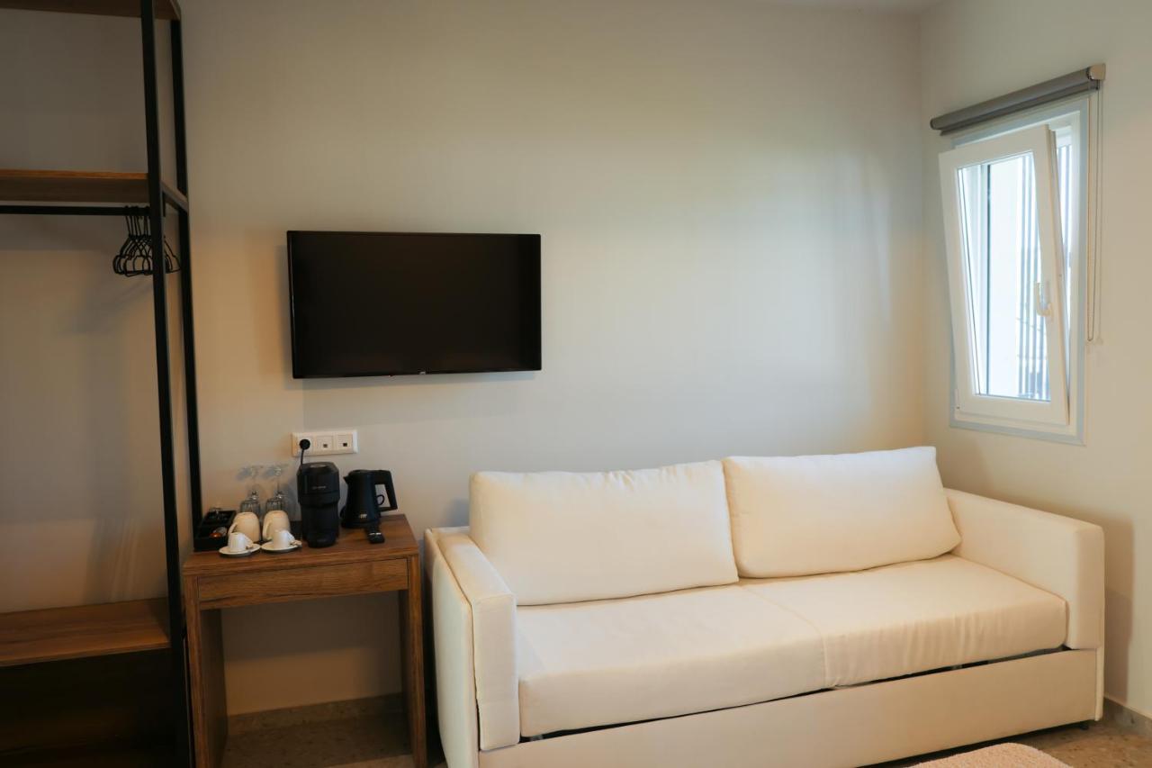 Uphill Unique Boutique Suites Скіатос Екстер'єр фото